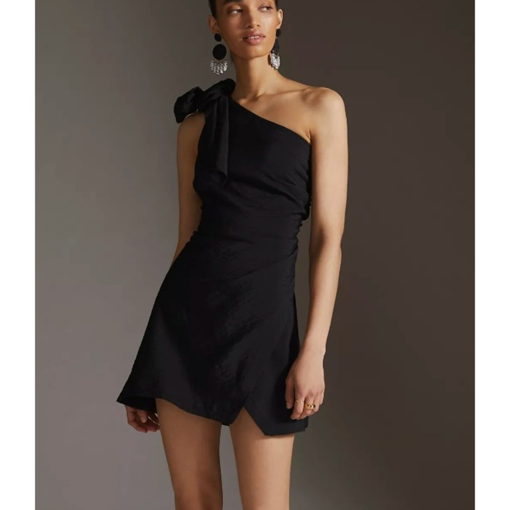 Anthropologie Maeve One-Shoulder Bow Textured Mini Dress in Black sz 8